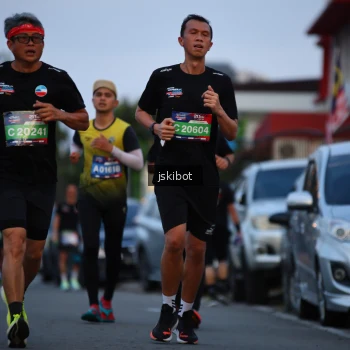 Runner Photo 3720996