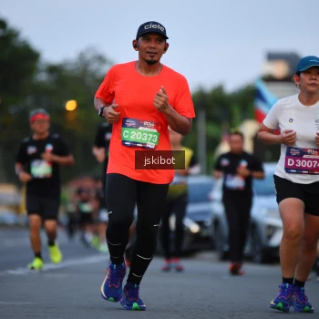 Runner Photo 3721033