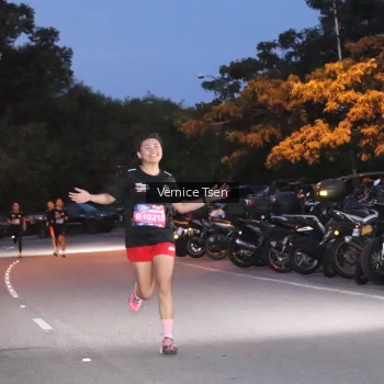 Runner Photo 3721056