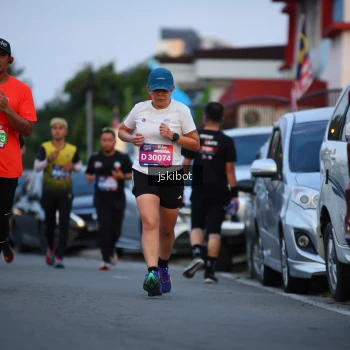 Runner Photo 3721059