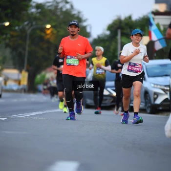 Runner Photo 3721073
