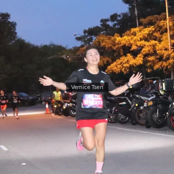 Runner Photo 3721082
