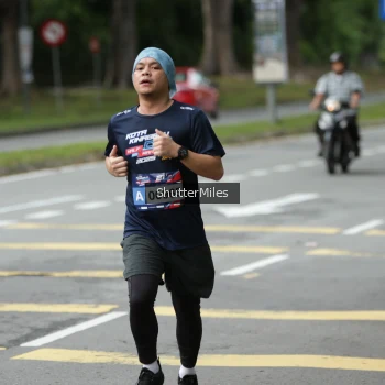 Runner Photo 37211