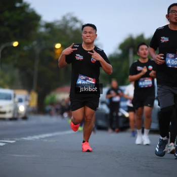 Runner Photo 3721108