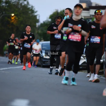 Runner Photo 3721124