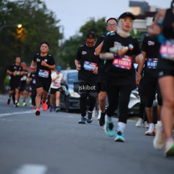Runner Photo 3721126