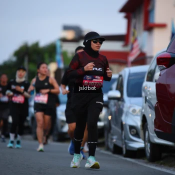 Runner Photo 3721165