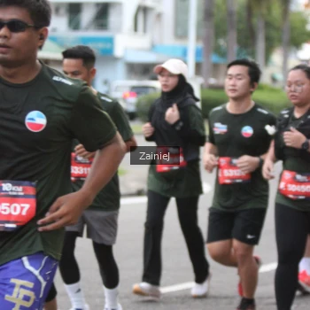 Runner Photo 3721224