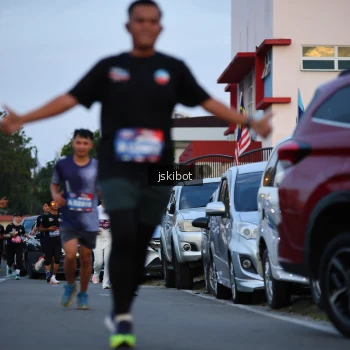 Runner Photo 3721256
