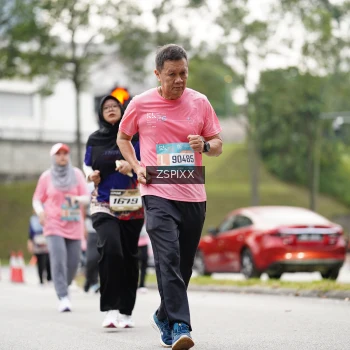 Runner Photo 3721365