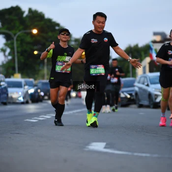 Runner Photo 3721377
