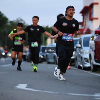 Runner Photo 3721391