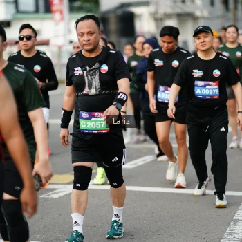 Runner Photo 3721441