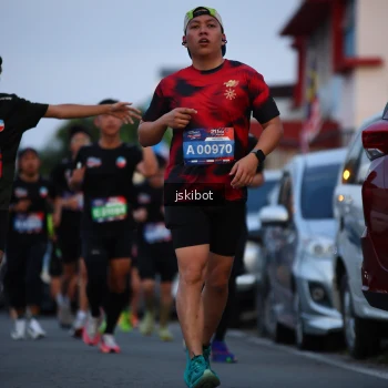 Runner Photo 3721454