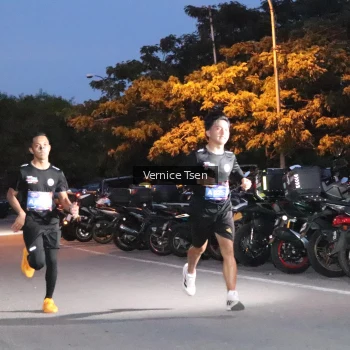 Runner Photo 3721470