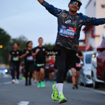 Runner Photo 3721528