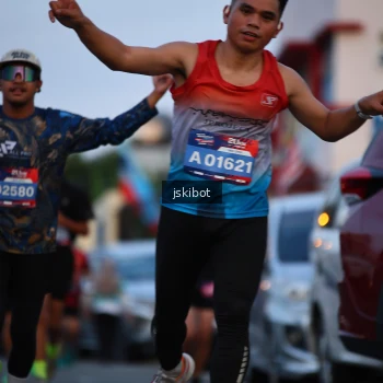 Runner Photo 3721531