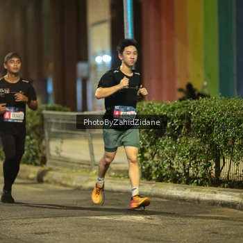 Runner Photo 3721543
