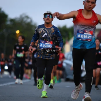 Runner Photo 3721555