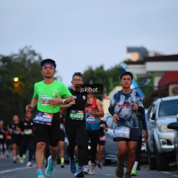 Runner Photo 3721611