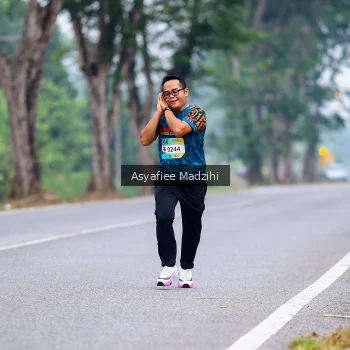 Runner Photo 3721676