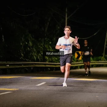 Runner Photo 3721701