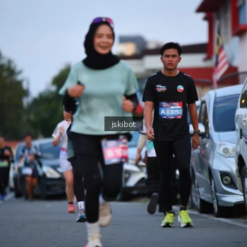 Runner Photo 3721742