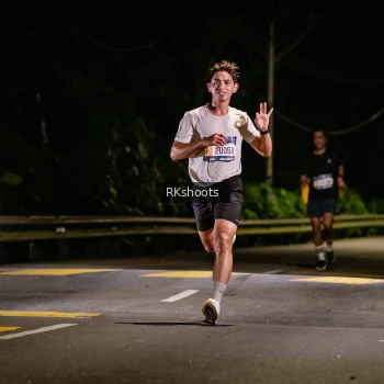 Runner Photo 3721744