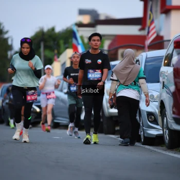Runner Photo 3721746