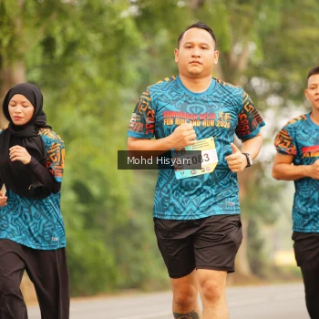 Runner Photo 3721750