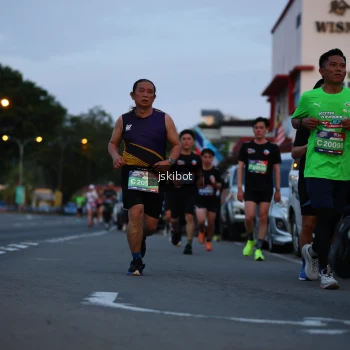 Runner Photo 3721826