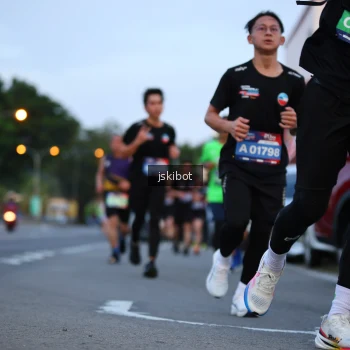 Runner Photo 3721838