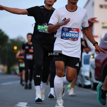 Runner Photo 3721847