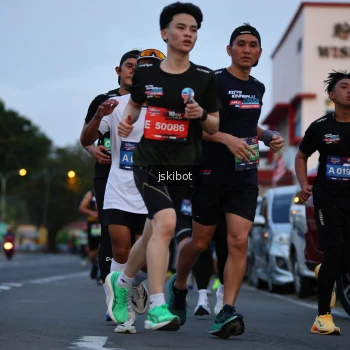 Runner Photo 3721868