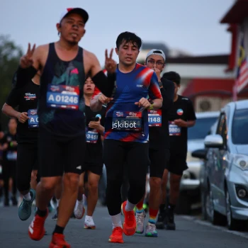 Runner Photo 3721954