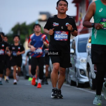 Runner Photo 3721981