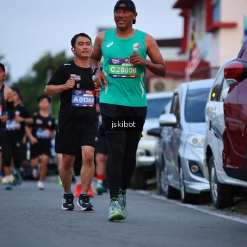 Runner Photo 3722000