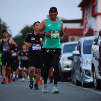 Runner Photo 3722016