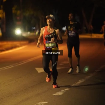 Runner Photo 3722042