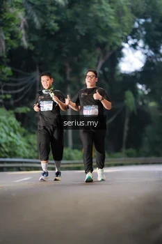 Runner Photo 3722060