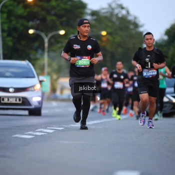 Runner Photo 3722120