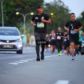 Runner Photo 3722133