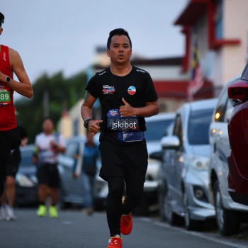 Runner Photo 3722285