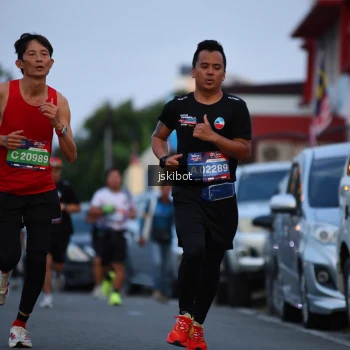 Runner Photo 3722358