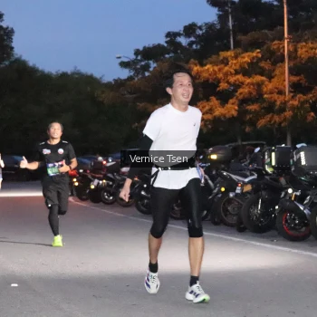 Runner Photo 3722378