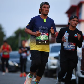 Runner Photo 3722429
