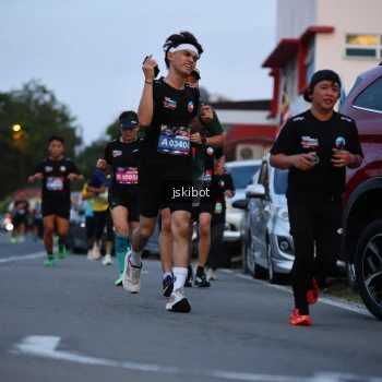 Runner Photo 3722493