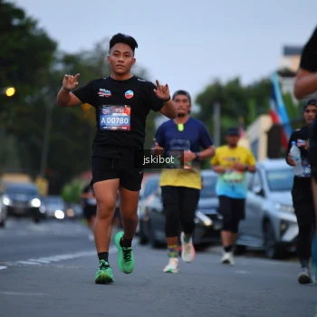 Runner Photo 3722498