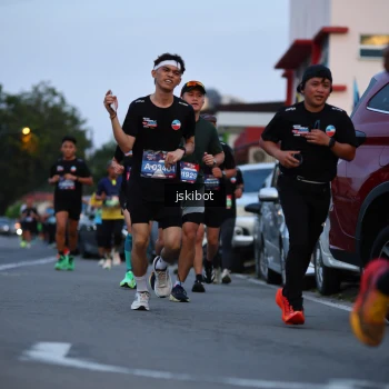 Runner Photo 3722518