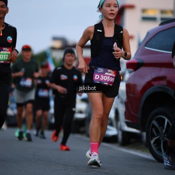 Runner Photo 3722556